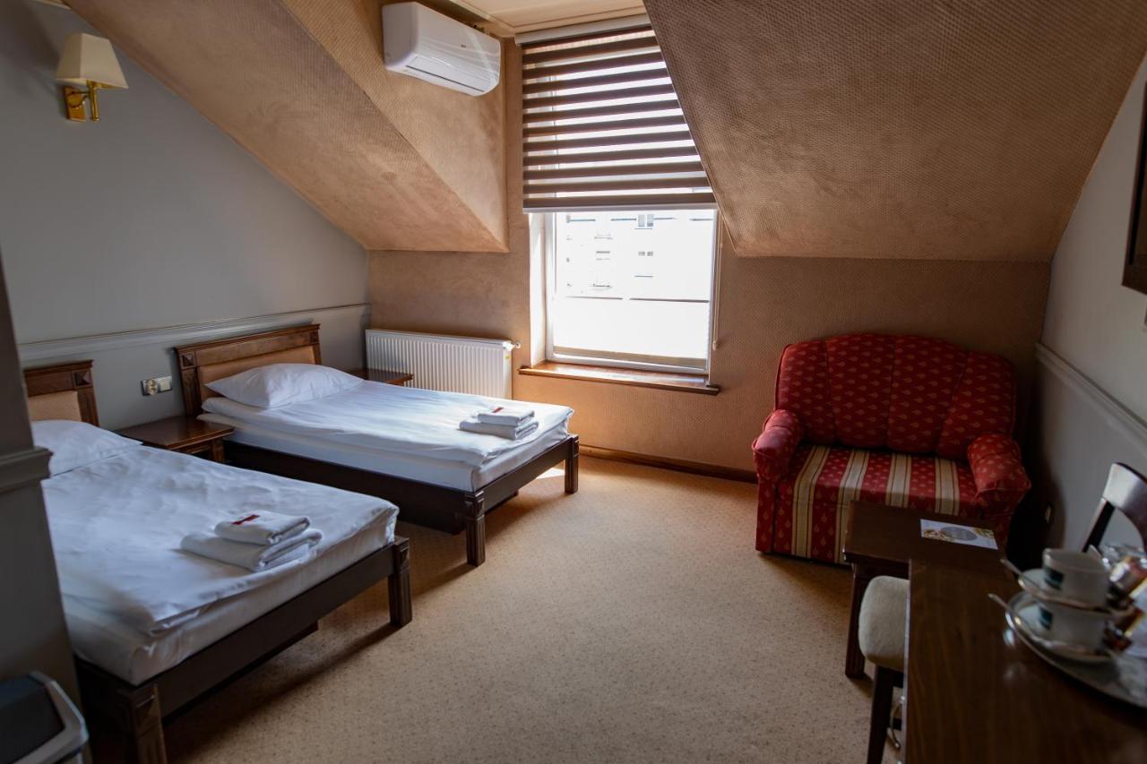 Hotel Senator Konferencje & Spa Starachowice Ngoại thất bức ảnh