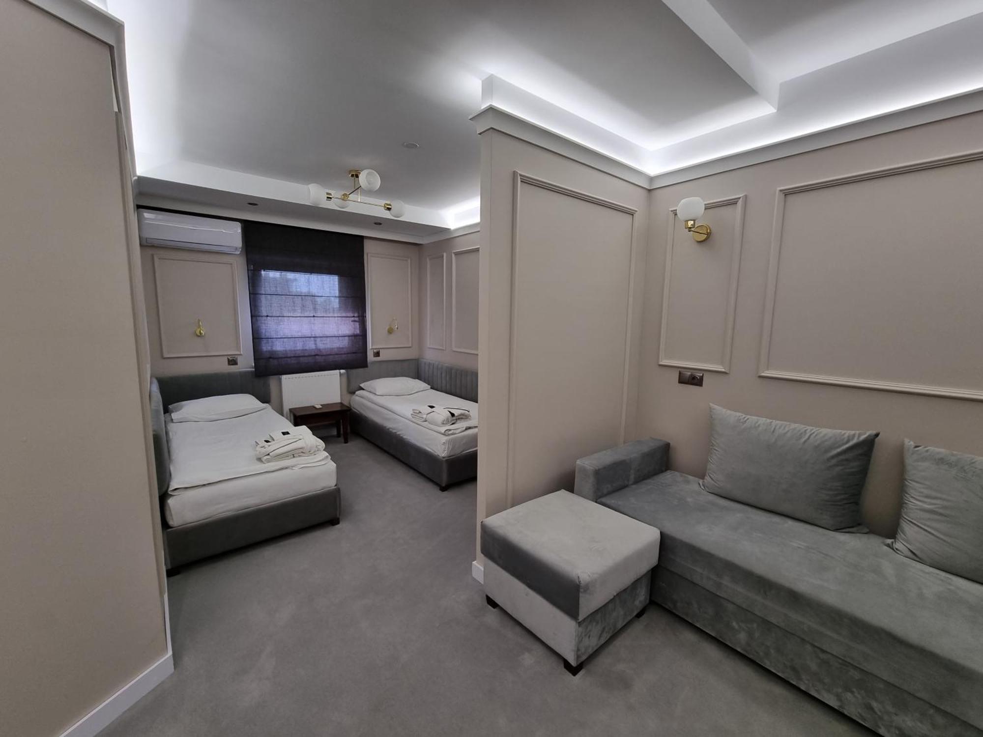 Hotel Senator Konferencje & Spa Starachowice Ngoại thất bức ảnh