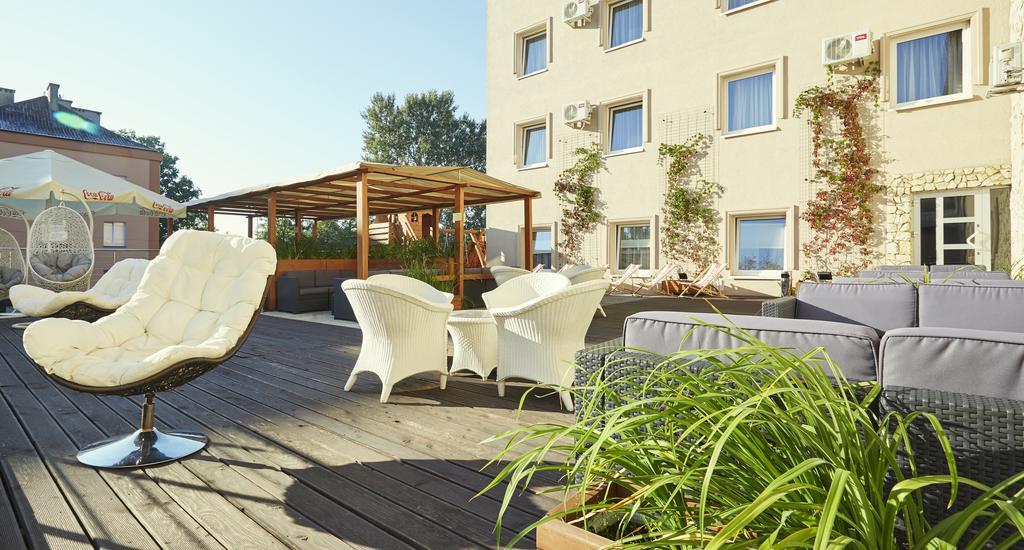 Hotel Senator Konferencje & Spa Starachowice Ngoại thất bức ảnh
